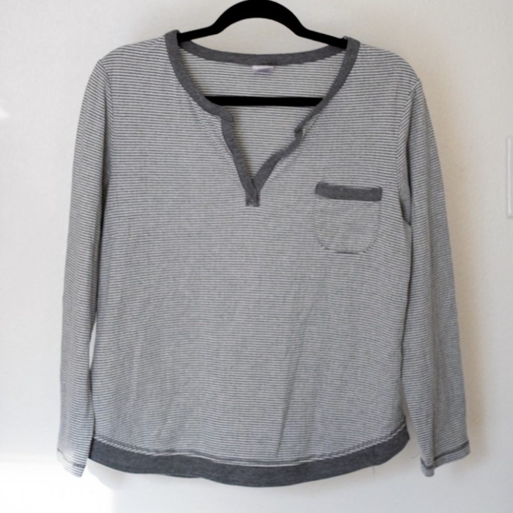 Liz Claiborne striped long sleeve top